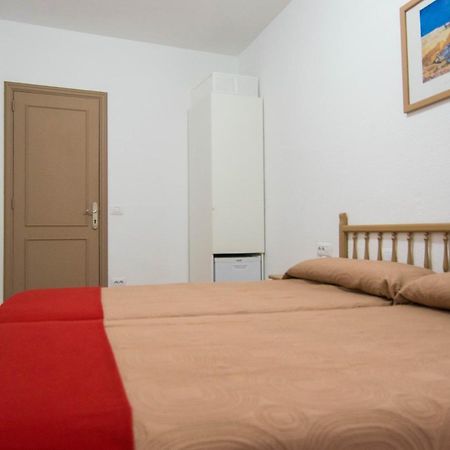 Pension Alcala Экстерьер фото