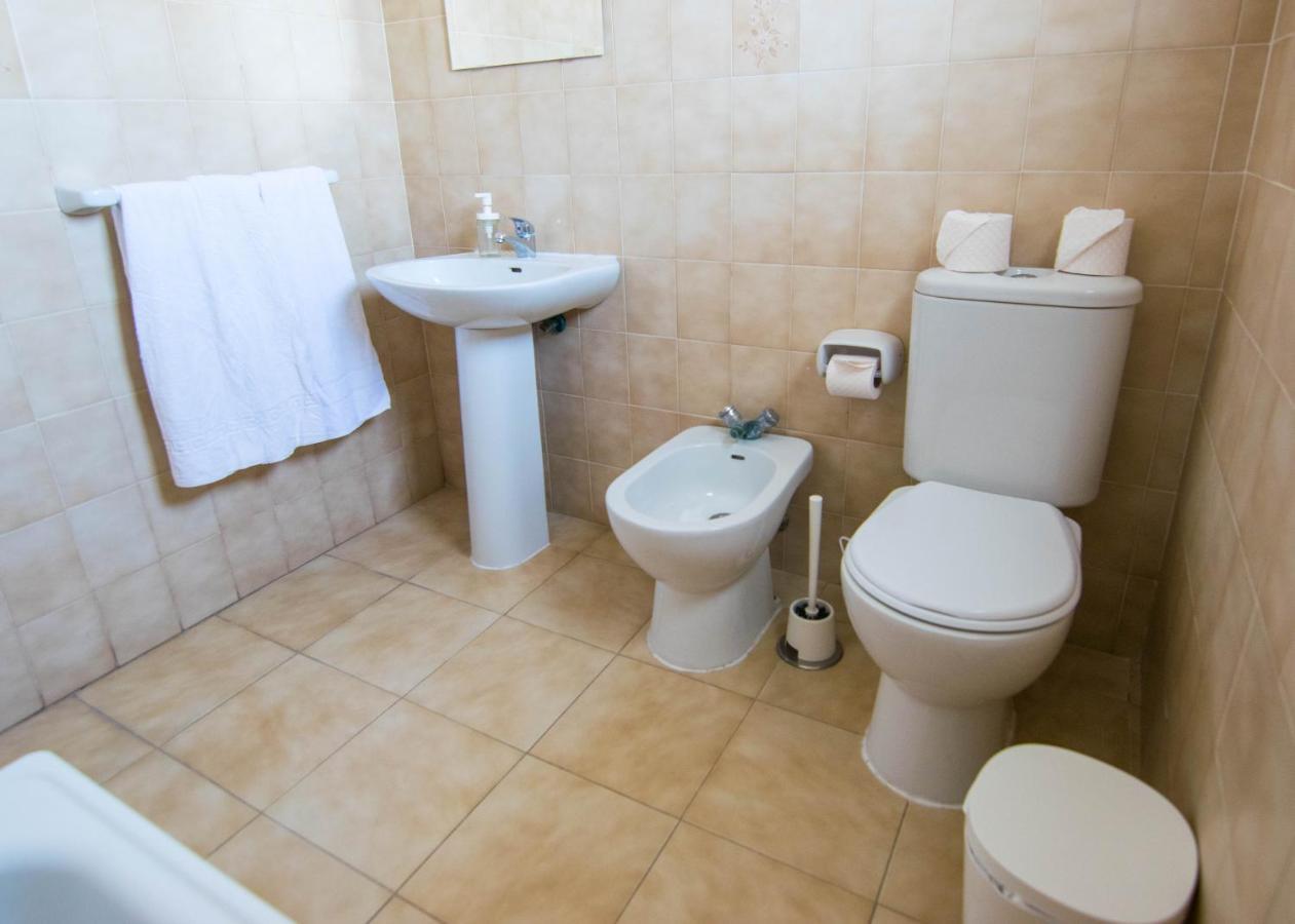 Pension Alcala Экстерьер фото