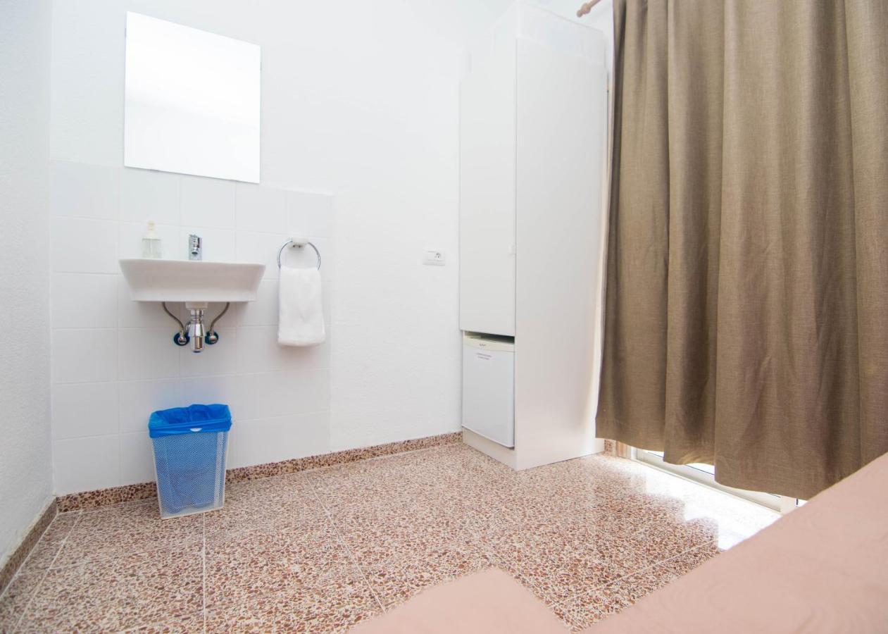 Pension Alcala Экстерьер фото